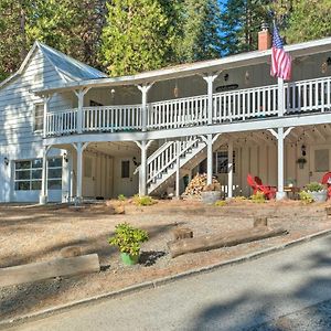 Vila Strawberry Hill Cabin 5 Mi To Skiing And Lake Exterior photo