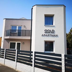 Aparthotel Gold De Luxe Apartman Hajdúszoboszló Exterior photo