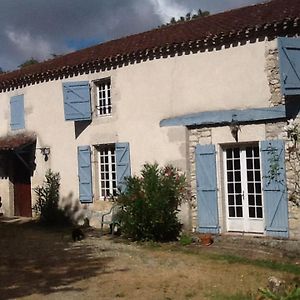 Bed and Breakfast Ferme Du Prieure Moirax Exterior photo