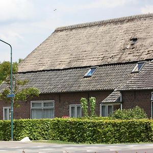 Bed and Breakfast Logerenbijonsz Berghem Exterior photo