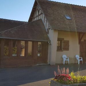 Bed and Breakfast Les Brulis Chambre D'Hotes Châtillon-sur-Loire Exterior photo