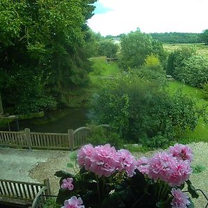 Bed and Breakfast L Ancien Moulin A Grains Valmont  Exterior photo