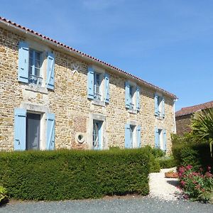 Bed and Breakfast Au Clair Du Soleil Saint-Juire-Champgillon Exterior photo