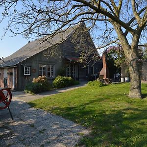 Vila Farmhouse Near Bergen Op Zoom Exterior photo