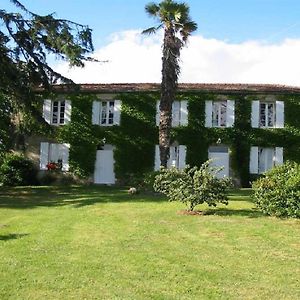 Chambres D'Hotes Domaine Du Bouchon Gans Exterior photo