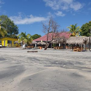 Bed and Breakfast Nico'S Beach Panama Playa Blanca  Exterior photo