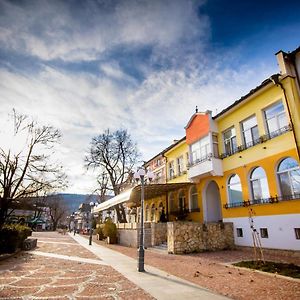 Old City Square Apartment Loveč Exterior photo