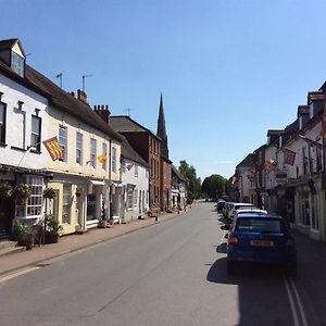 Old Street B&B Upton upon Severn Exterior photo