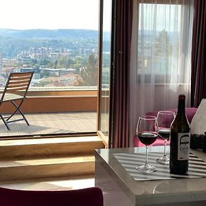 Apartmán Amazing View And Cozy Atmosphere Veliko Tarnovo Exterior photo