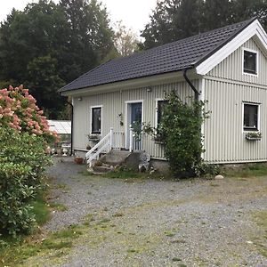 Vila Airbnbekasberg Olofstorp Exterior photo