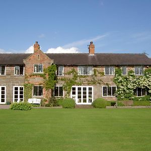 Bed and Breakfast Manor Farm Egerton Malpas  Exterior photo