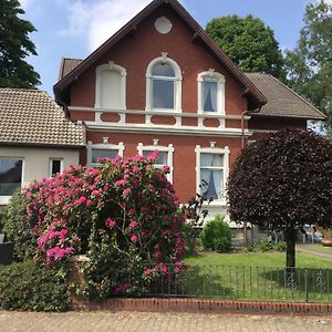 Vila Ferienhaus Us Luett Hus Und Das Zimmer Linde Im Haupthaus Oldenburg Exterior photo