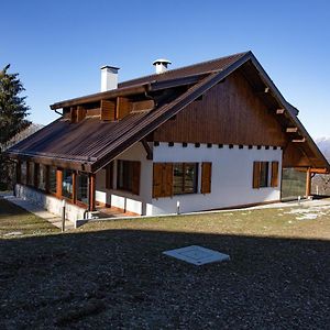 Vila Maison Faganello Chalet Tambre dʼAlpago Exterior photo