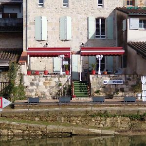 Bed and Breakfast Les Terrasses Du Petit Nérac Exterior photo