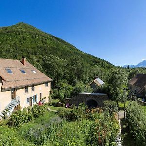 Hotel La Grange De Brudour Aspres-les-Corps Exterior photo