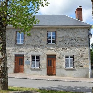 Bed and Breakfast Champ De Foire Sussac Exterior photo