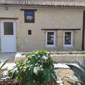 Hotel The Piggeries At La Maison Tumtum Arbre Loudun Exterior photo