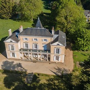 Bed and Breakfast Manoir Des Etrichets Saint-Saturnin  Exterior photo