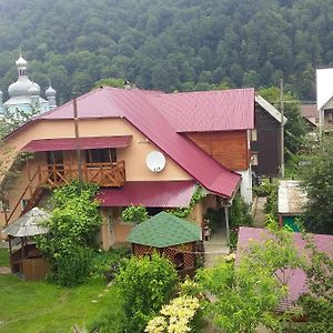 Hotel Садиба У Галина Та Йосипа Ust'-Chorna Exterior photo