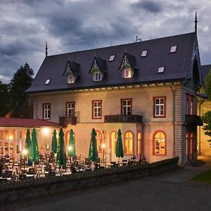 Hotel Mezní Louka Hřensko Exterior photo