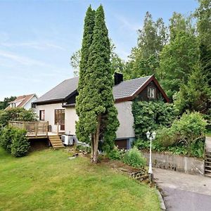 Vila Beutiful House With Large Garden . Lilla Edet Exterior photo