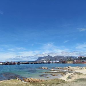 Apartmán Harbour Views Kalk Bay Exterior photo