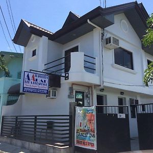 Hotel Aa Travellers Pad Laoag Exterior photo