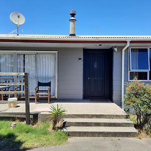 Mount Budget Accommodation Tauranga Exterior photo