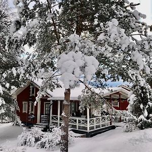 Vila Himalayan Cabin Inkoo Exterior photo