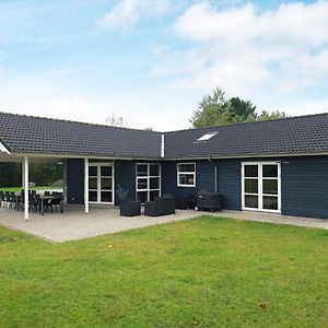 14 Person Holiday Home In H Jslev Bøstrup Exterior photo