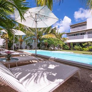 Le Mandala Moris Guesthouse Pointe aux Canonniers Exterior photo