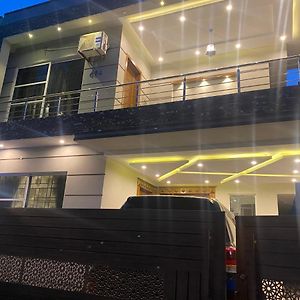 Luxury Guest House In Bahria Town Rávalpindí Exterior photo