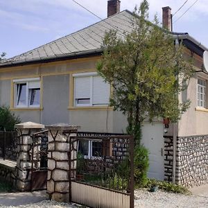 Hotel Szakal Vendeghaz Aggtelek Exterior photo