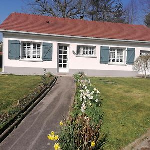 Vila Gite De La Souche Avec Jacuzzi Doudeauville Exterior photo