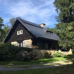 Vila Quietly Located Country House In Vielsalm Exterior photo