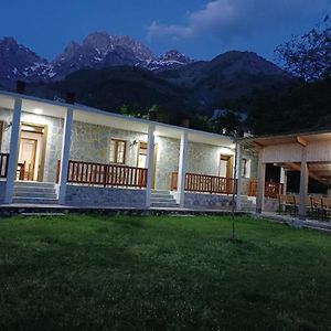 Vila Buni Shqipes Theth Exterior photo
