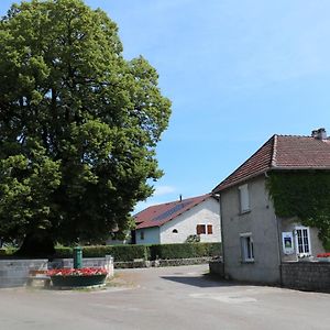 Vila Le Bon Abri Jura Marigny  Exterior photo