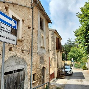 Vila Harmony House San Benedetto in Perillis Exterior photo