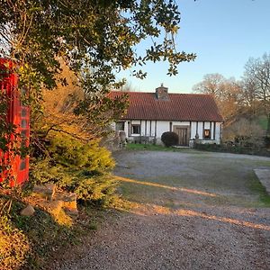 Medieval Cottage In Rural Monmouthshire. Raglan Exterior photo