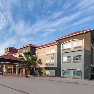 Hotel La Quinta By Wyndham Houston New Caney Exterior photo