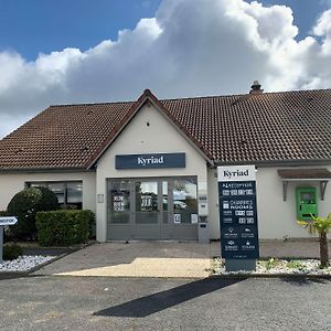 Hotel Kyriad Chateauroux - Saint-Maur Exterior photo