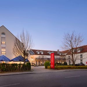 Hotel Ramada By Wyndham Munchen Airport Schwaig bei Nürnberg Exterior photo