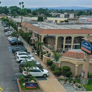 Hotel Howard Johnson By Wyndham Buena Park Exterior photo