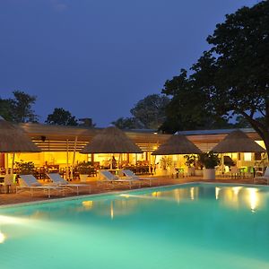 Hotel Cresta Sprayview Victoria Falls Exterior photo