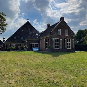 Apartmán Prijs Gunstig Kamerverhuur, Op Karakteristieke Paarden Boerderij Aan De Rand Van Dokkum Exterior photo