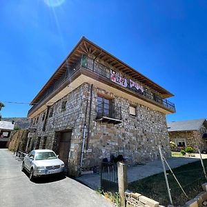 Hotel La Guarida De La Lleira Ferreras de Arriba Exterior photo