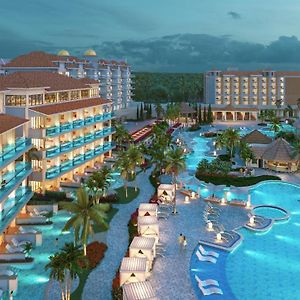 Hotel Sandals Dunns River All Inclusive Couples Only Ocho Rios Exterior photo