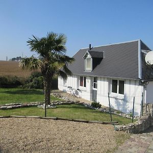 Bed and Breakfast Chambre D'Hotes Proche Etretat Beaurepaire  Exterior photo