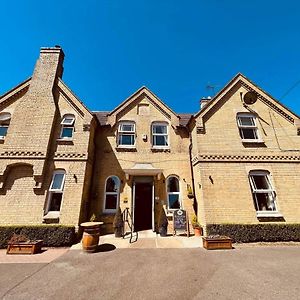 Hotel The Finch Hatton Arms Sleaford Exterior photo