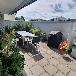 Apartmán Cosi - Komfortables Privatzimmer Mit Grosser Terrasse Und Parkplatz Kreuzlingen Exterior photo